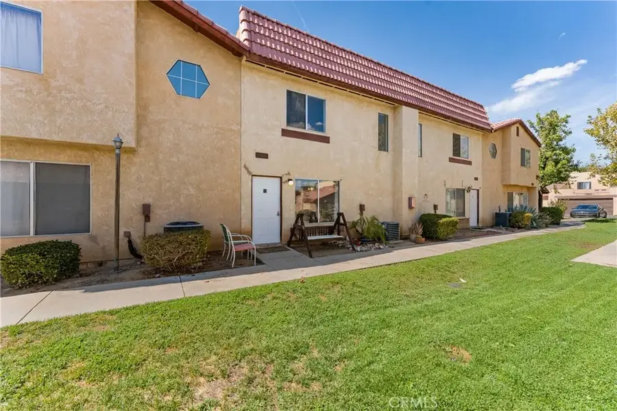 38000 17th East, Palmdale, CA 93550 - #2