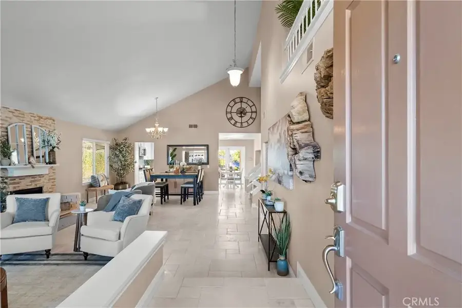 24521 Skyridge Drive, Newhall, CA 91321 - #3