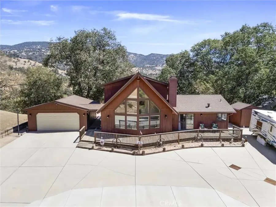 30341 Pinedale, Tehachapi, CA 93561 - #2