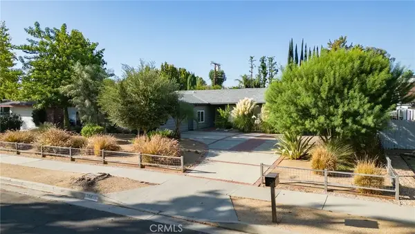 22429 Bessemer Street, Woodland Hills, CA 91367