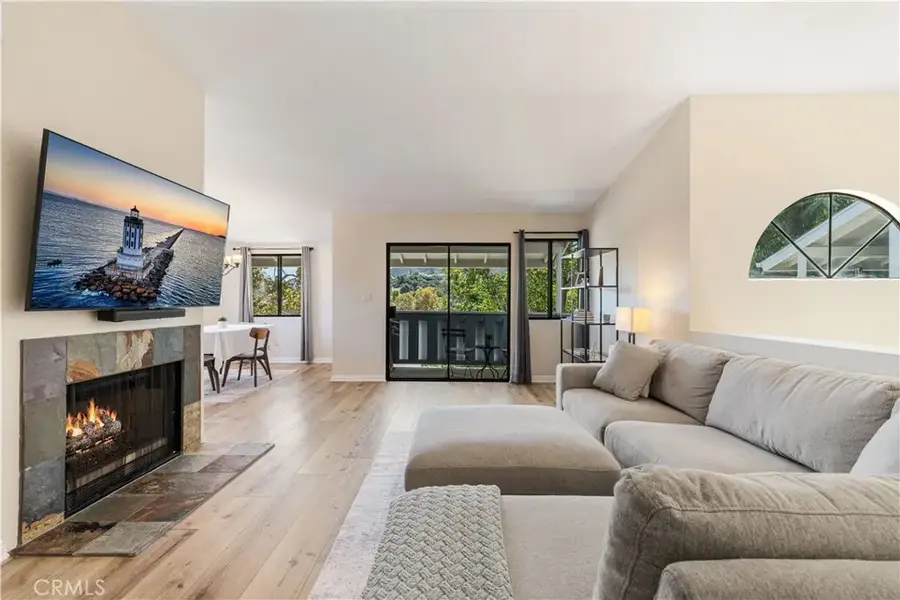 29123 Thousand Oaks Blvd #C, Agoura Hills, CA 91301 - #3