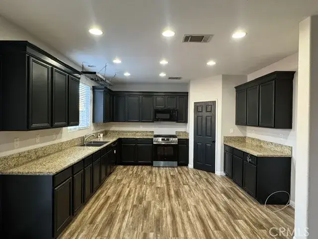 2347 Driftwood, Rosamond, CA 93560 - #3