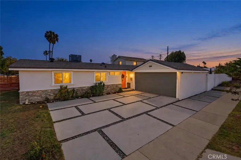 10989 Mascarell Avenue, Mission Hills, CA 91345 - #1