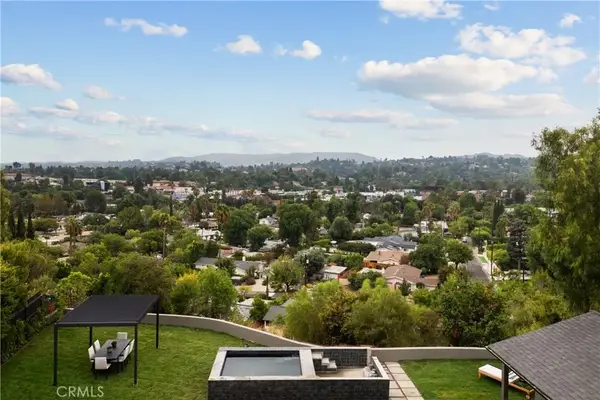 5746 Mcdonie, Woodland Hills, CA 91367