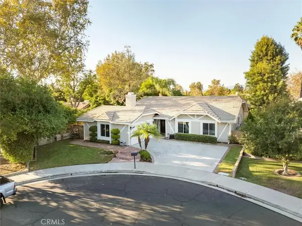 25860 Via Candice, Valencia, CA 91355