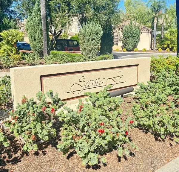 23811 Del Monte, Valencia, CA 91355