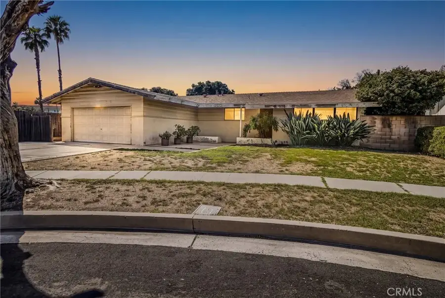 9501 Lubao Avenue, Chatsworth, CA 91311 - #2