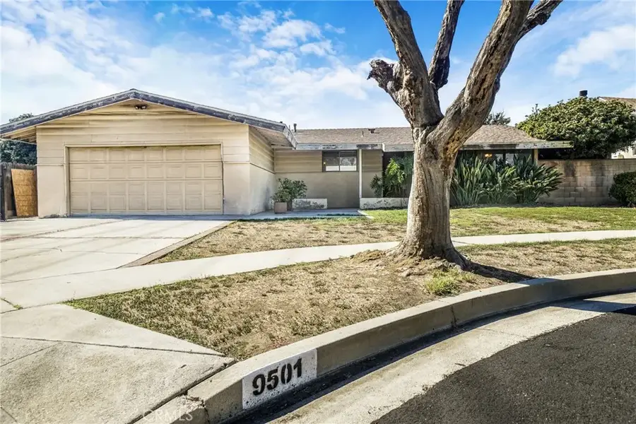 9501 Lubao Avenue, Chatsworth, CA 91311 - #3