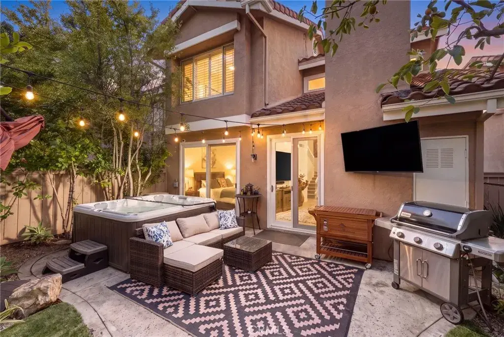 4827 Parma Drive, Oak Park, CA 91377 - #1