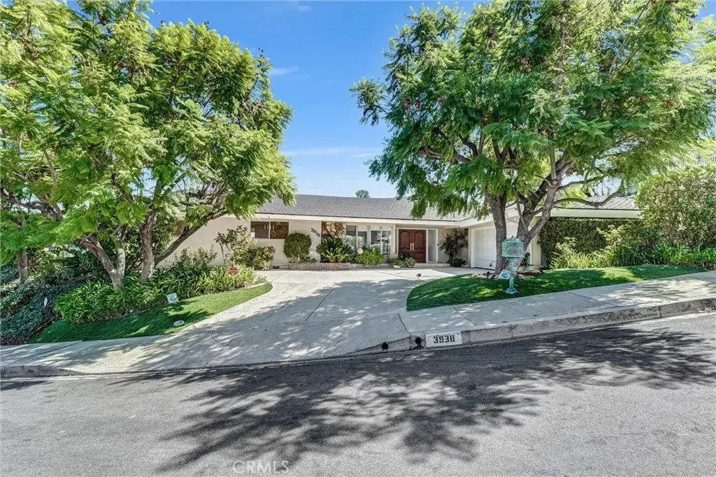 3938 Westfall Dr., Encino, CA 91436 - #1