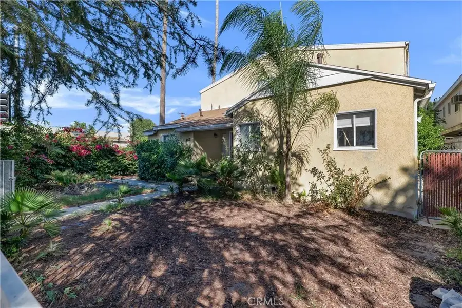 6512 Balboa Boulevard, Van Nuys, CA 91406 - #3