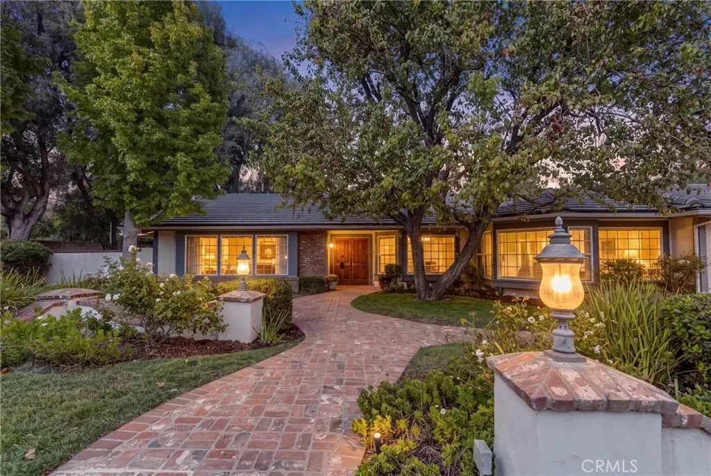 22271 Craggy View, Chatsworth, CA 91311 - #1