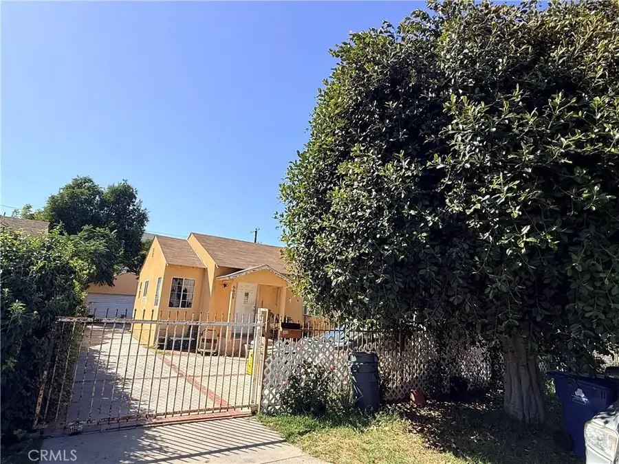 6609 Murietta Avenue, Van Nuys, CA 91405 - #2