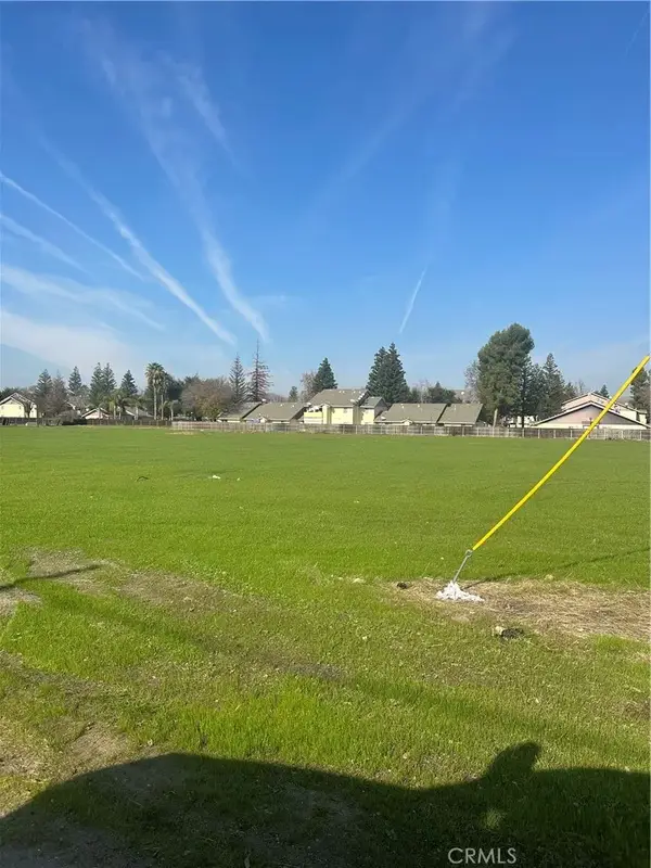 111 Henderson, Porterville, CA 93257