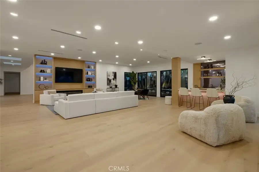 17414 Cumpston Street, Encino, CA 91316 - #2