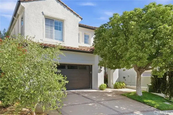 24813 Calle Cedro, Calabasas, CA 91302