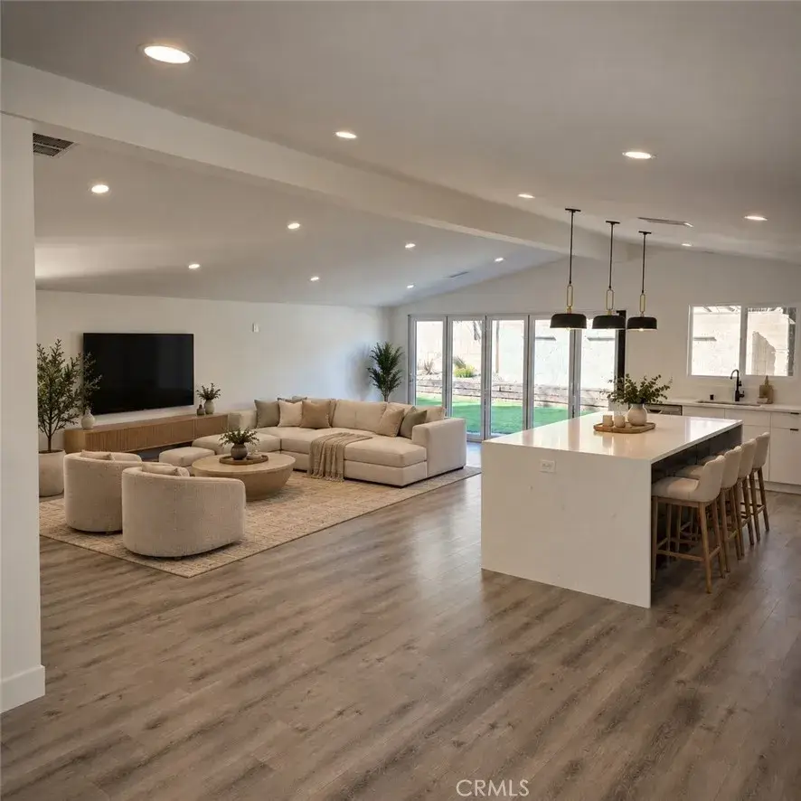 7831 Capistrano, West Hills, CA 91304 - #1