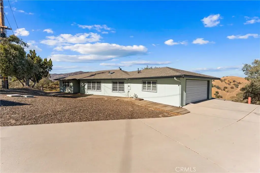 22901 Rim Way, Tehachapi, CA 93561 - #1
