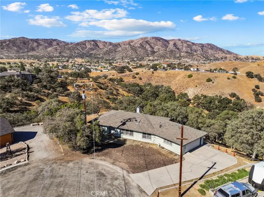 22901 Rim Way, Tehachapi, CA 93561 - #2
