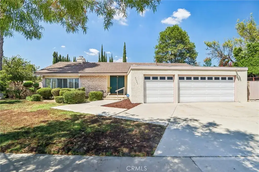 20463 Bermuda Street, Chatsworth, CA 91311 - #1