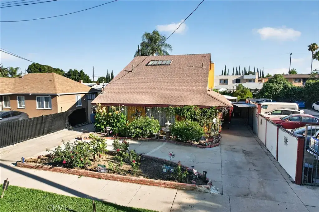 16042 Kittridge, Van Nuys, CA 91406 - #1