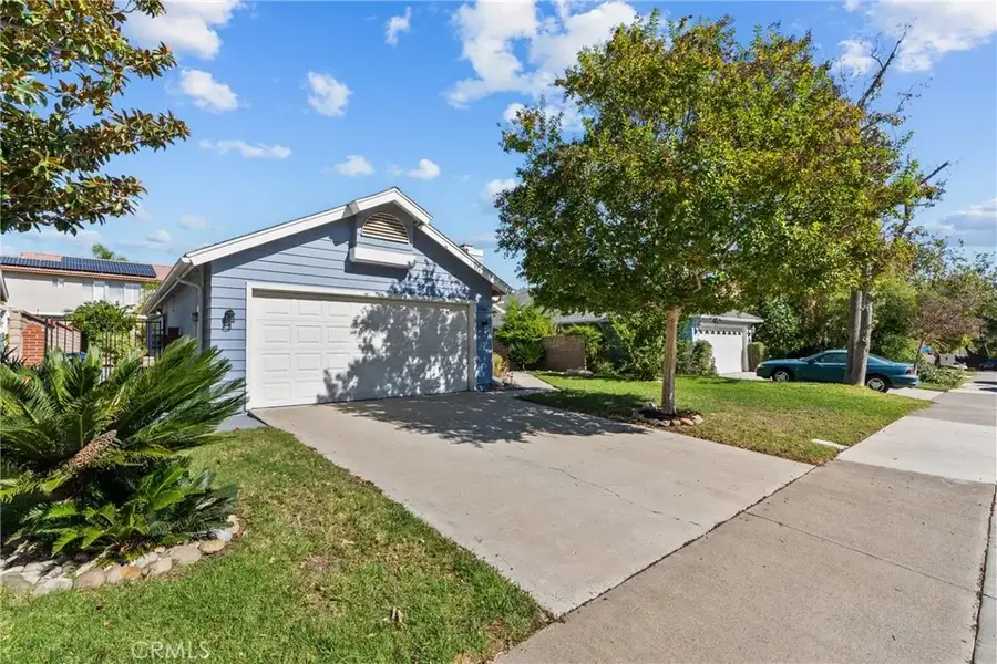 28439 Victoria, Castaic, CA 91384 - #2