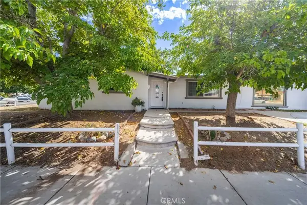 3120 E Avenue Q4, Palmdale, CA 93550