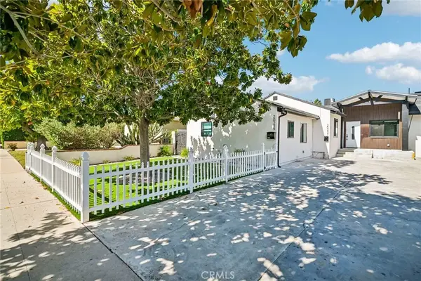 20237 Hartland Street, Winnetka, CA 91306