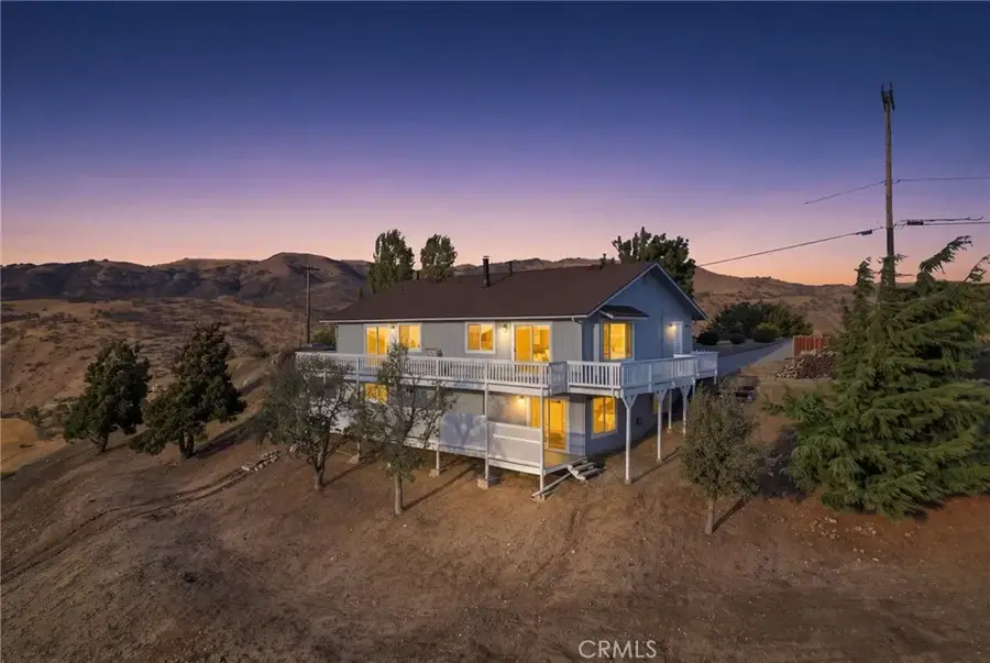 19805 Dovetail Court, Golden Hills, CA 91384 - #2