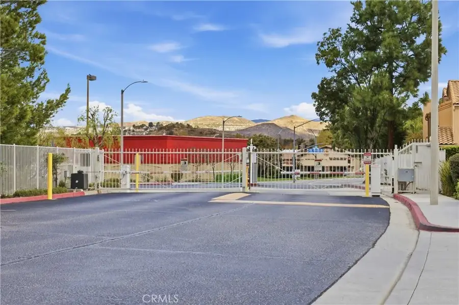 18832 Vista Del Canon #B, Newhall, CA 91321 - #2