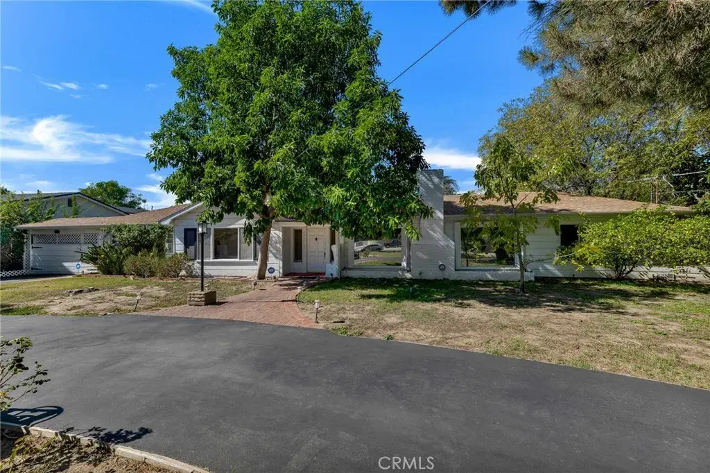 8351 Louise, Northridge, CA 91325 - #1