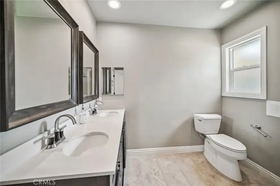 9509 Jellico Avenue, Northridge, CA 91325 - #3