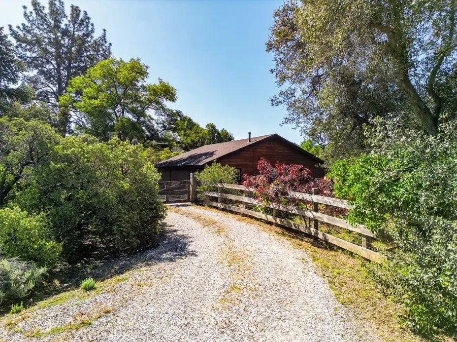 38180 Paradise Drive, Mountain Center, CA 92561 - Image #2