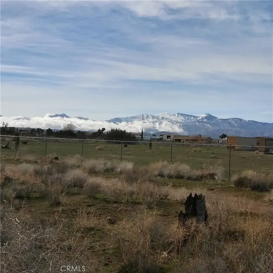 10611 Yucca Terrace, Oak Hills, CA 92344 - Image #1