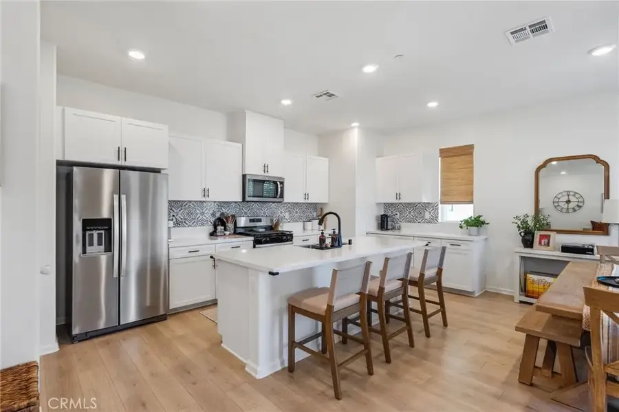 1060 Kendale Way, Vista, CA 92081 - Image #2