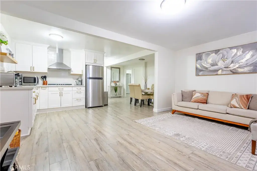 3720 S St Andrews Place, Los Angeles, CA 90018 - Image #1