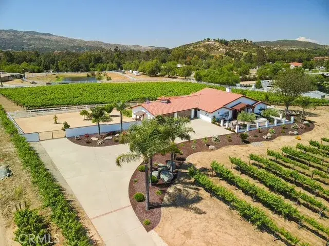 38155 Avenida La Cresta, Murrieta, CA 92562 - #1