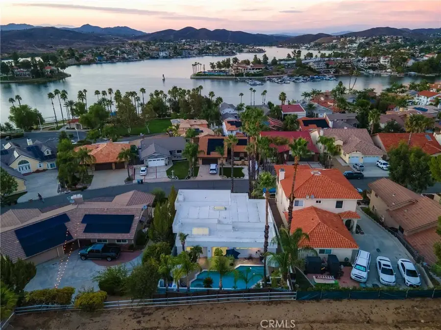 22335 Loch Lomond Drive, Canyon Lake, CA 92587 - Image #3