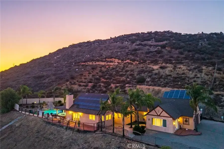 27495 Linnel Lane, Murrieta, CA 92562 - Image #3