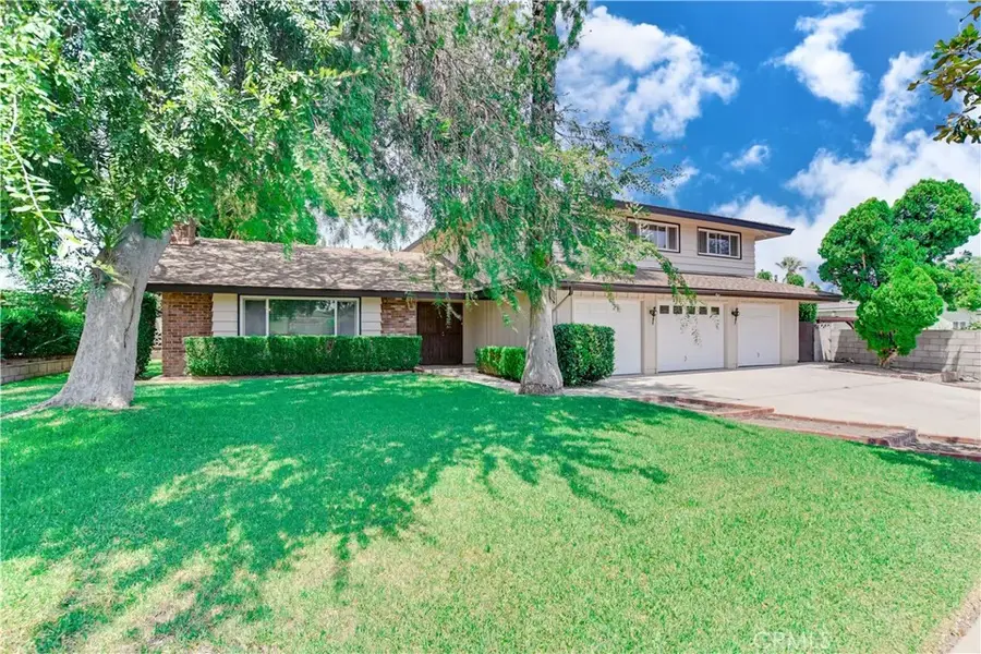 687 Locust Street, Corona, CA 92879 - Image #3