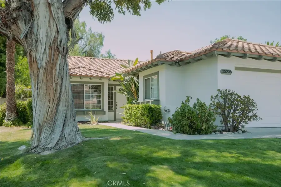 25205 Via Las Lomas, Murrieta, CA 92562 - Image #3