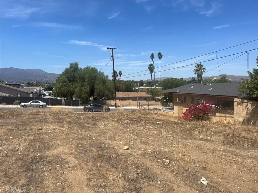 110 N Chestnut, Lake Elsinore, CA 92530 - Image #3