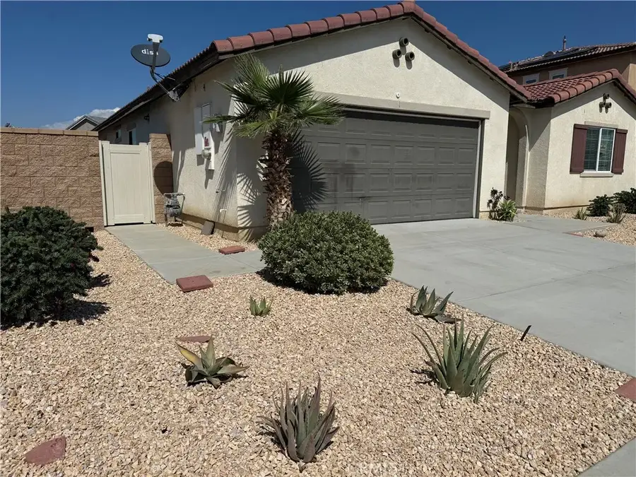 308 Bristolwood Road, Hemet, CA 92543 - #2