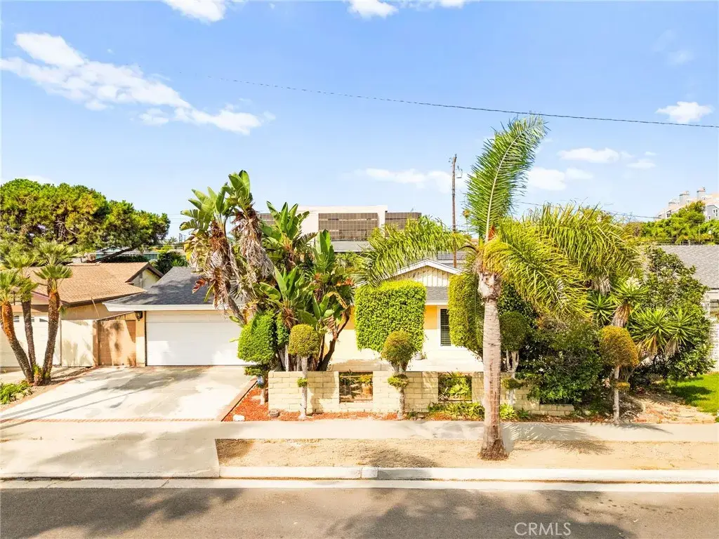20401 Somerville Lane, Huntington Beach, CA 92646 - Image #1
