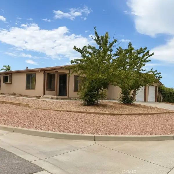 642 Roadrunner #1, Perris, CA 92570