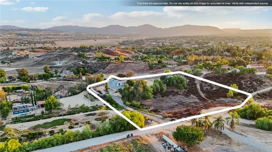 34325 Loi Lane, Temecula, CA 92592 - Image #2