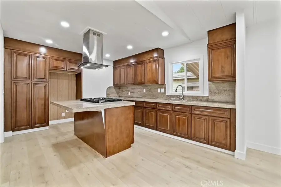 32549 Crescent, Lake Elsinore, CA 92530 - Image #2