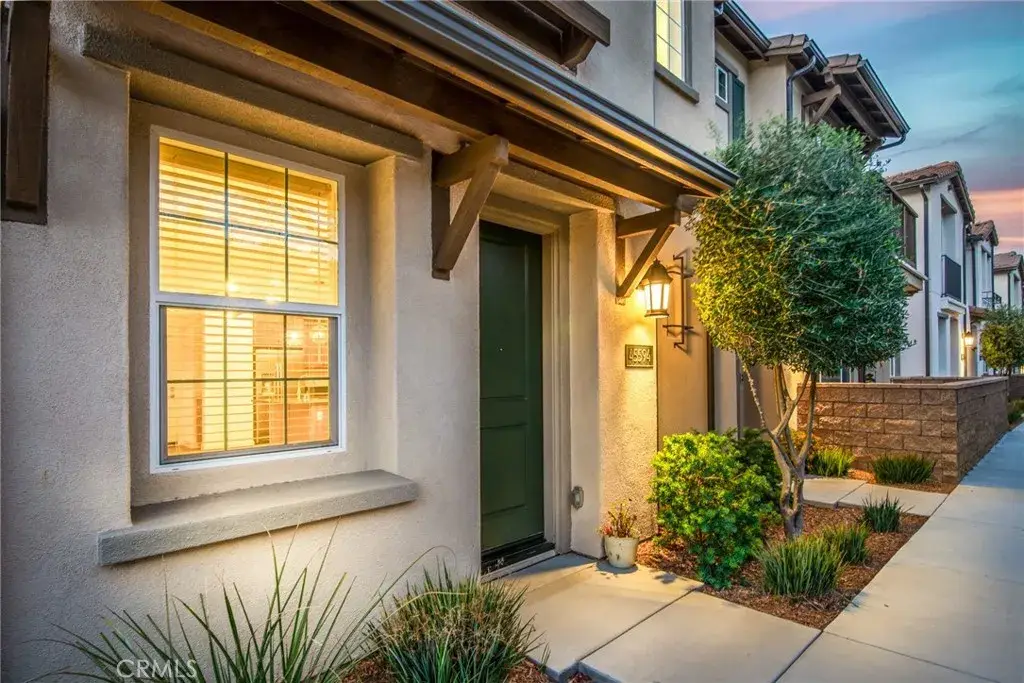 45594 Calle Luna, Temecula, CA 92592 - Image #1