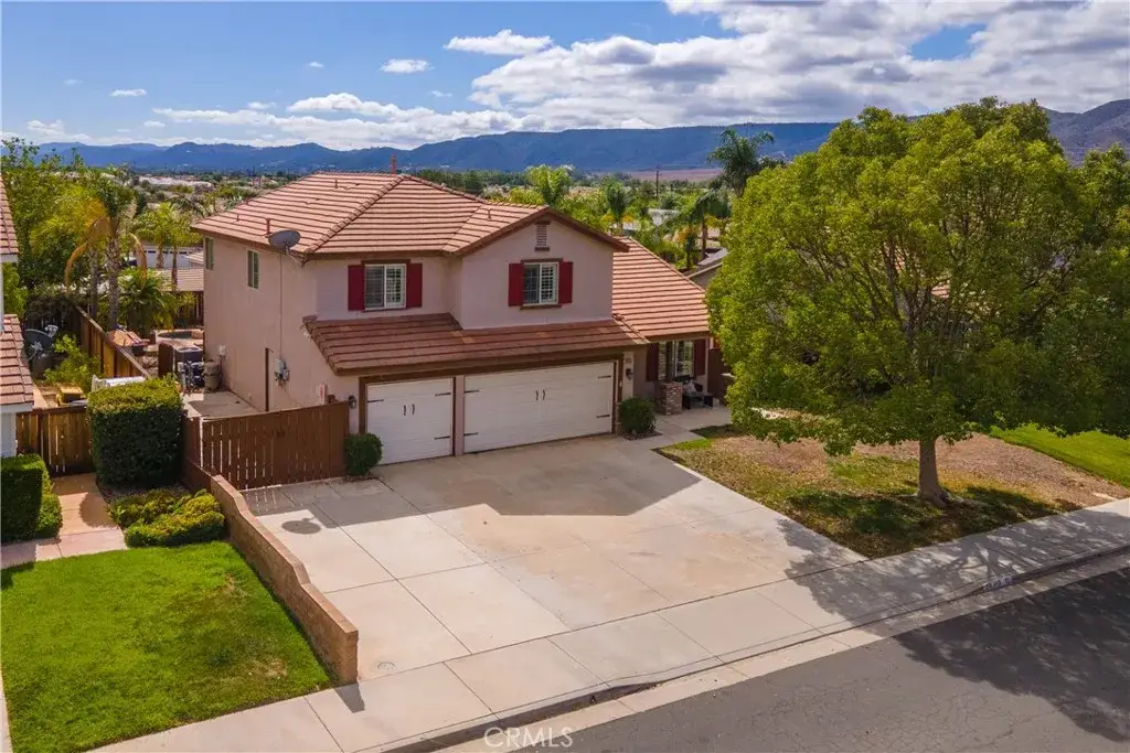 23513 Mountain Breeze Dr, Murrieta, CA 92562 - Image #1