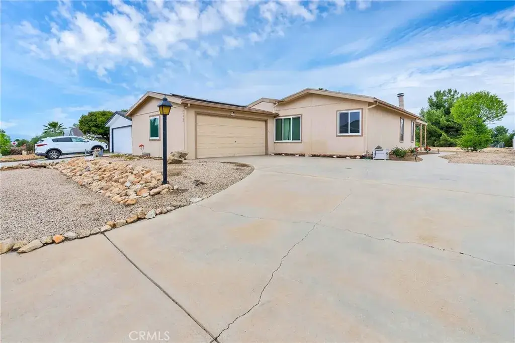 24800 Cornstalk Rd., Wildomar, CA 92595 - Image #1